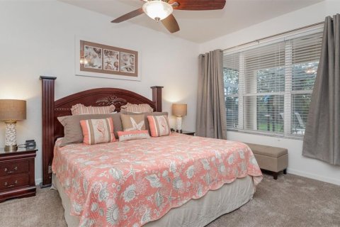 Casa en venta en Kissimmee, Florida, 5 dormitorios, 213.4 m2 № 1718555 - foto 11