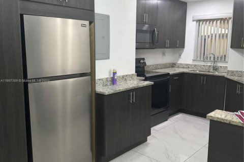 Condominio en venta en Miami, Florida, 2 dormitorios, 89.93 m2 № 1382027 - foto 18