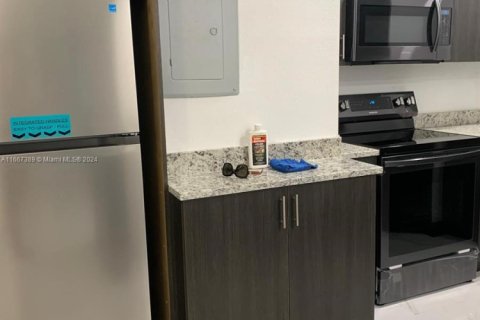 Condominio en venta en Miami, Florida, 2 dormitorios, 89.93 m2 № 1382027 - foto 14