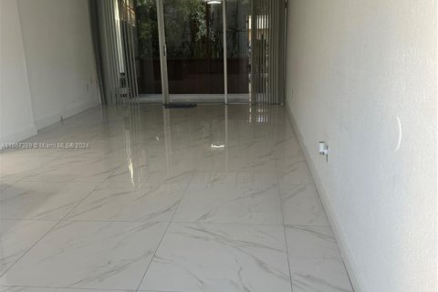 Condominio en venta en Miami, Florida, 2 dormitorios, 89.93 m2 № 1382027 - foto 6