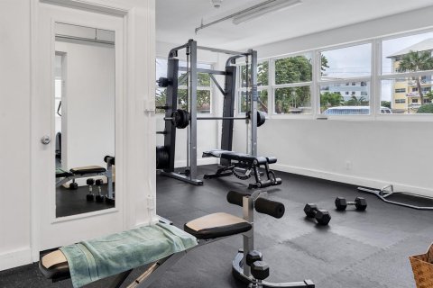 Condo in Fort Lauderdale, Florida, 1 bedroom № 2185425 - photo 14