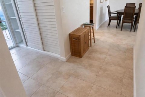 Condo in Fort Lauderdale, Florida, 1 bedroom № 2185425 - photo 9