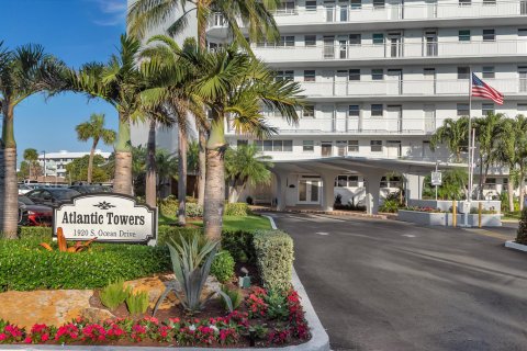 Condo in Fort Lauderdale, Florida, 1 bedroom № 2185425 - photo 24