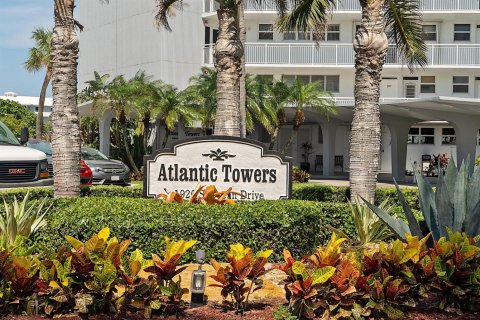 Condo in Fort Lauderdale, Florida, 1 bedroom № 2185425 - photo 26