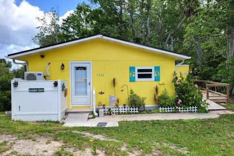 Casa en alquiler en Weeki Wachee, Florida, 2 dormitorios, 80.27 m2 № 2150101 - foto 3