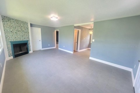 Casa en alquiler en Weeki Wachee, Florida, 2 dormitorios, 80.27 m2 № 2150101 - foto 13