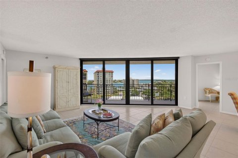 Condo in Clearwater, Florida, 2 bedrooms  № 2152321 - photo 14