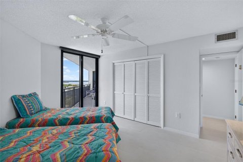 Condo in Clearwater, Florida, 2 bedrooms  № 2152321 - photo 10