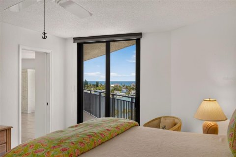 Condo in Clearwater, Florida, 2 bedrooms  № 2152321 - photo 6