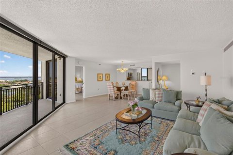 Condo in Clearwater, Florida, 2 bedrooms  № 2152321 - photo 7