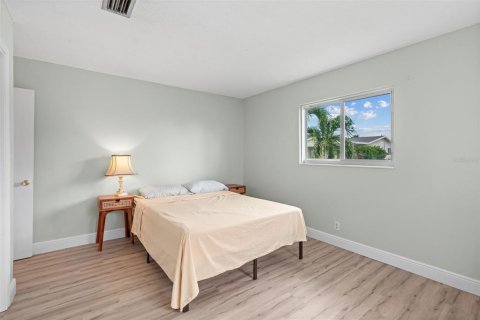 Villa ou maison à vendre à Margate, Floride: 2 chambres, 116.78 m2 № 2429203 - photo 13