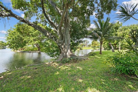 Villa ou maison à vendre à Margate, Floride: 2 chambres, 116.78 m2 № 2429203 - photo 30