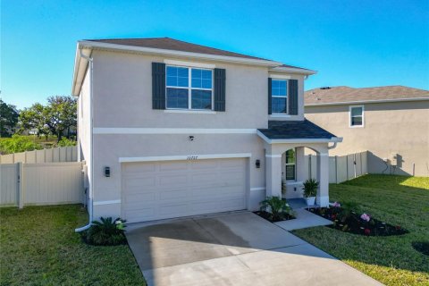 House in San Antonio, Florida 3 bedrooms, 182.18 sq.m. № 1584581 - photo 2