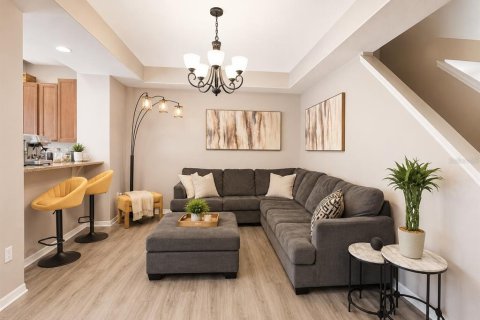 Touwnhouse à vendre à Orlando, Floride: 3 chambres, 155.89 m2 № 2220794 - photo 3