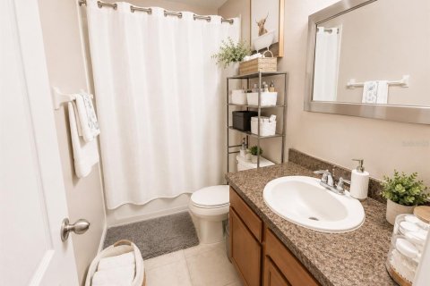 Touwnhouse à vendre à Orlando, Floride: 3 chambres, 155.89 m2 № 2220794 - photo 9