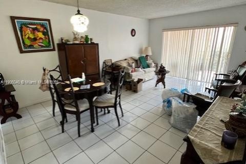 Купить кондоминиум в Майами, Флорида 1 спальня, 70.23м2, № 1956665 - фото 7