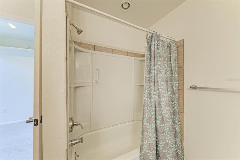 Condo in Sarasota, Florida, 1 bedroom  № 1743643 - photo 25