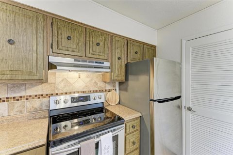 Condo in Sarasota, Florida, 1 bedroom  № 1743643 - photo 14