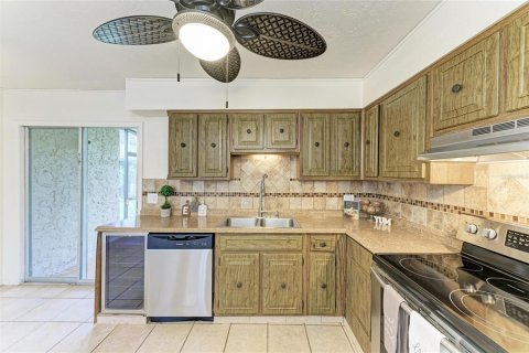 Condo in Sarasota, Florida, 1 bedroom  № 1743643 - photo 15