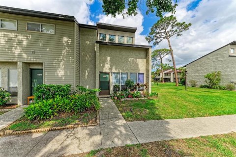 Condo in Sarasota, Florida, 1 bedroom  № 1743643 - photo 3