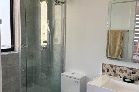 House in Cutler Bay, Florida 5 bedrooms, 321.35 sq.m. № 1980887 - photo 27