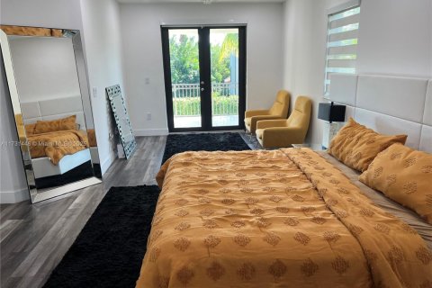 House in Cutler Bay, Florida 5 bedrooms, 321.35 sq.m. № 1980887 - photo 23