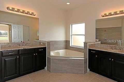 Casa en alquiler en Kissimmee, Florida, 5 dormitorios, 346.99 m2 № 1898812 - foto 11