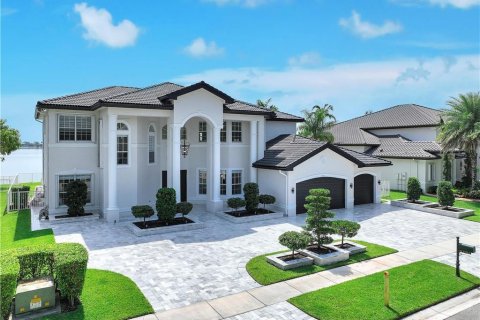 Casa en alquiler en Miramar, Florida, 6 dormitorios, 399.11 m2 № 2181917 - foto 2