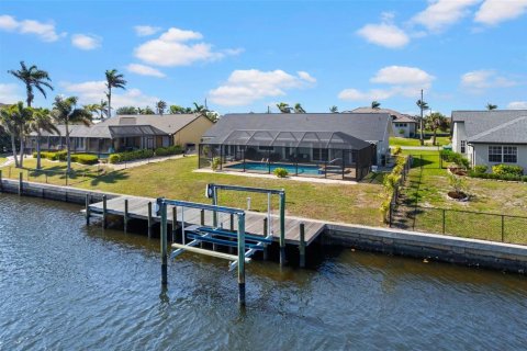 Villa ou maison à vendre à Port Charlotte, Floride: 3 chambres, 164.53 m2 № 1527470 - photo 1