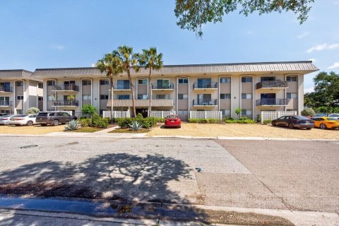 Condo in Tampa, Florida, 1 bedroom № 2112886