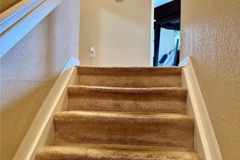 Condo in Doral, Florida, 3 bedrooms  № 1836341 - photo 24