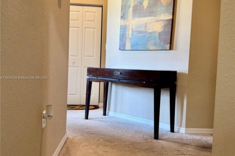 Condo in Doral, Florida, 3 bedrooms  № 1836341 - photo 14