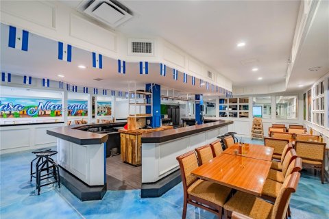 Propiedad comercial en venta en Miami Springs, Florida № 1887371 - foto 8