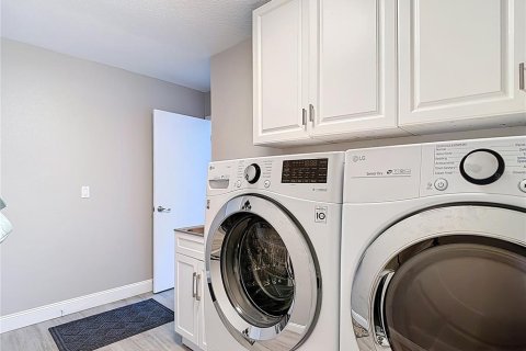 Casa en venta en San Antonio, Florida, 2 dormitorios, 124.67 m2 № 1902500 - foto 21
