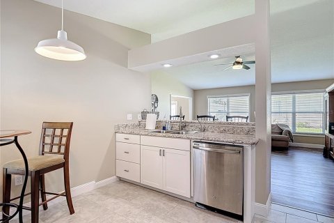 Casa en venta en San Antonio, Florida, 2 dormitorios, 124.67 m2 № 1902500 - foto 11