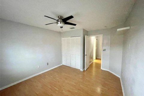 Townhouse in Miramar, Florida 3 bedrooms, 124.21 sq.m. № 2260688 - photo 12