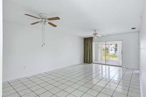 Condominio en venta en Bradenton, Florida, 2 dormitorios, 100.15 m2 № 2166738 - foto 8