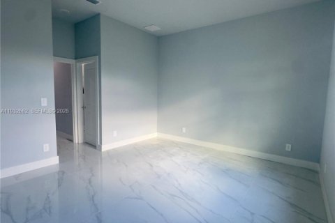 Villa ou maison à vendre à Lehigh Acres, Floride: 3 chambres № 2053844 - photo 22