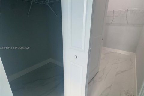 Villa ou maison à vendre à Lehigh Acres, Floride: 3 chambres № 2053844 - photo 26