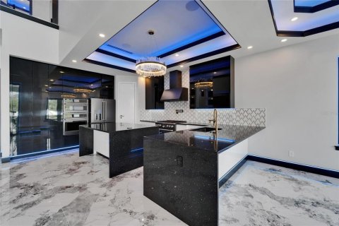 Casa en venta en Apollo Beach, Florida, 5 dormitorios, 297.47 m2 № 1761162 - foto 5
