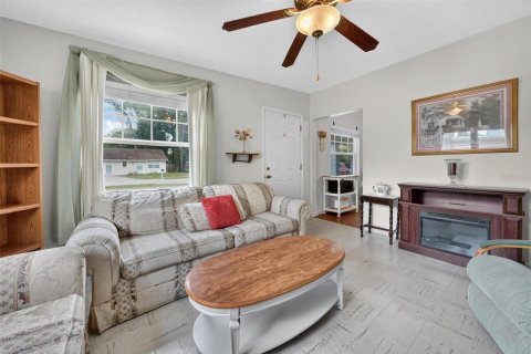 Casa en venta en Orlando, Florida, 3 dormitorios, 113.53 m2 № 2219971 - foto 15