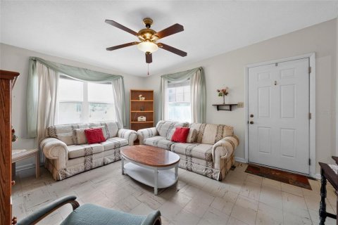 Casa en venta en Orlando, Florida, 3 dormitorios, 113.53 m2 № 2219971 - foto 13
