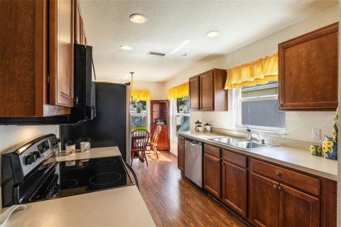Casa en venta en Lake Wales, Florida, 2 dormitorios, 108.7 m2 № 1648877 - foto 10