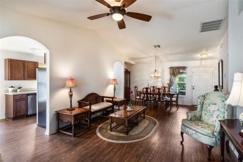 Casa en venta en Lake Wales, Florida, 2 dormitorios, 108.7 m2 № 1648877 - foto 5