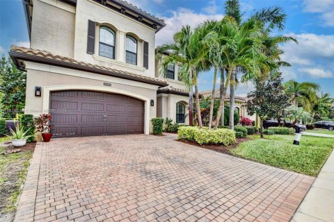 Casa en alquiler en Delray Beach, Florida, 5 dormitorios, 328.6 m2 № 1935675 - foto 3