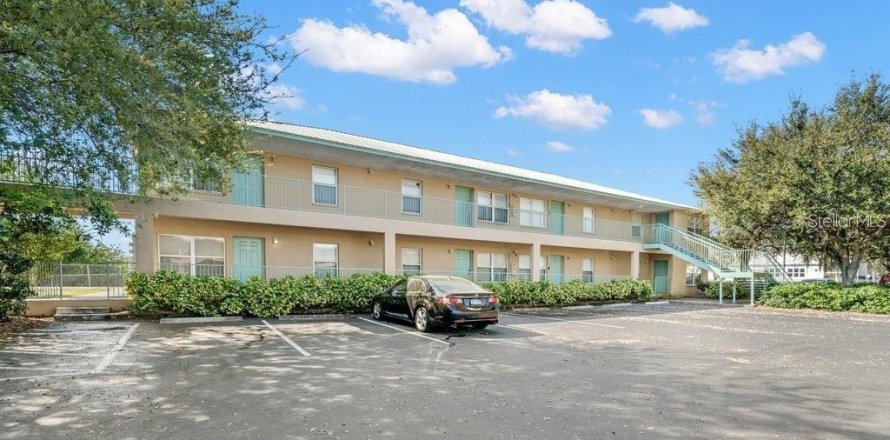 Condo à New Port Richey, Floride, 2 chambres  № 2166183