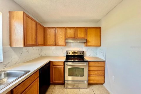Copropriété à louer à New Port Richey, Floride: 2 chambres, 85.47 m2 № 2166183 - photo 8