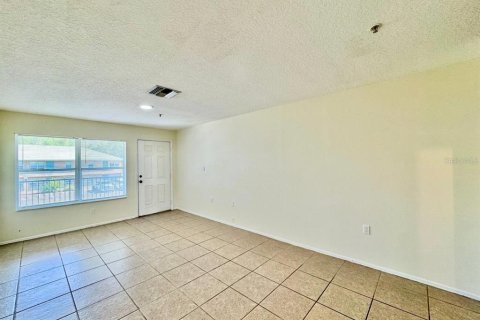 Copropriété à louer à New Port Richey, Floride: 2 chambres, 85.47 m2 № 2166183 - photo 5