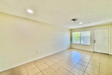 Copropriété à louer à New Port Richey, Floride: 2 chambres, 85.47 m2 № 2166183 - photo 6