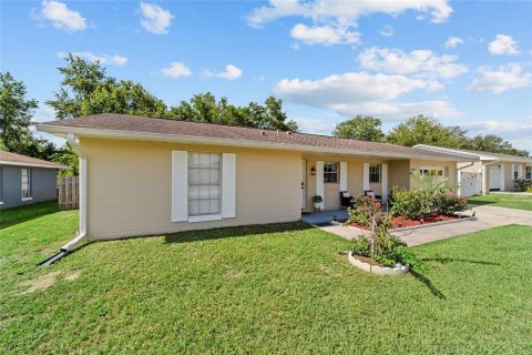 House in Ocala, Florida 2 bedrooms, 114.55 sq.m. № 1869323 - photo 10